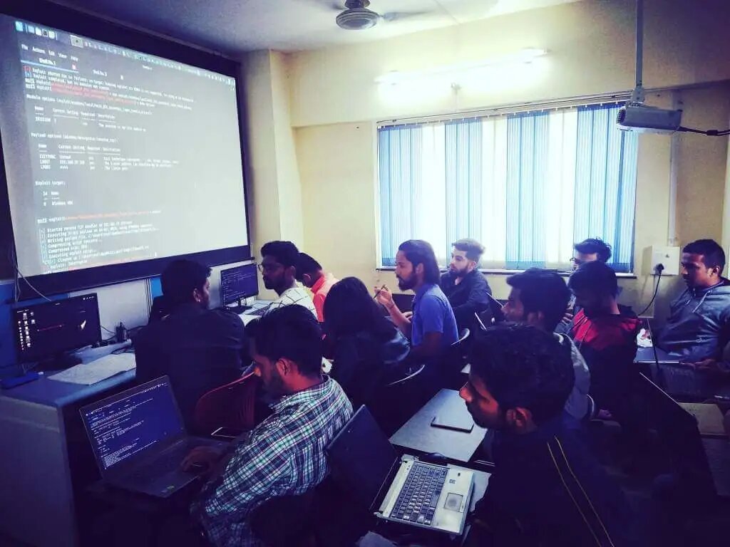 Lab Room | Best Ethical Hacking Course in Pune
